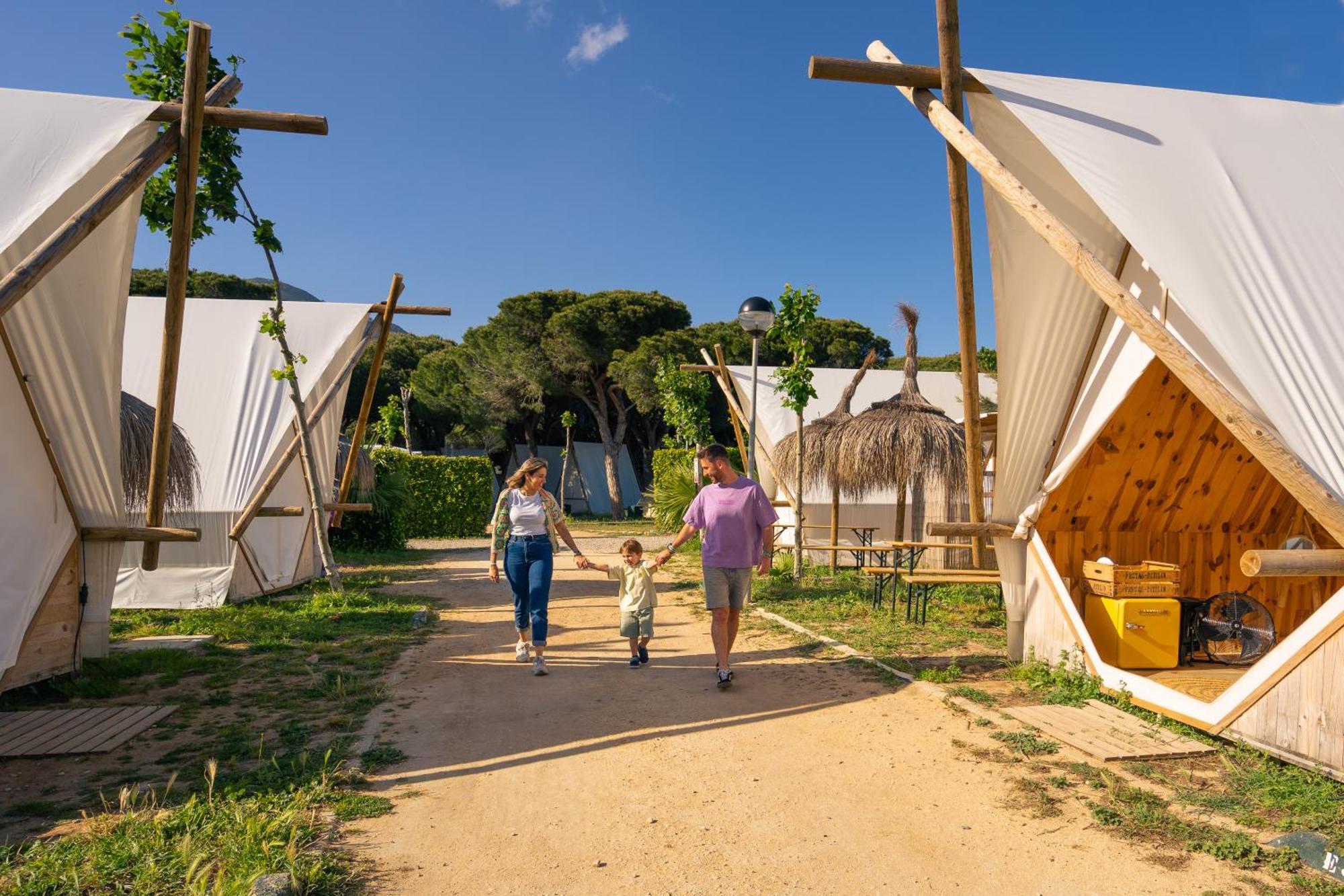 Hotel Kampaoh Tarifa Zewnętrze zdjęcie